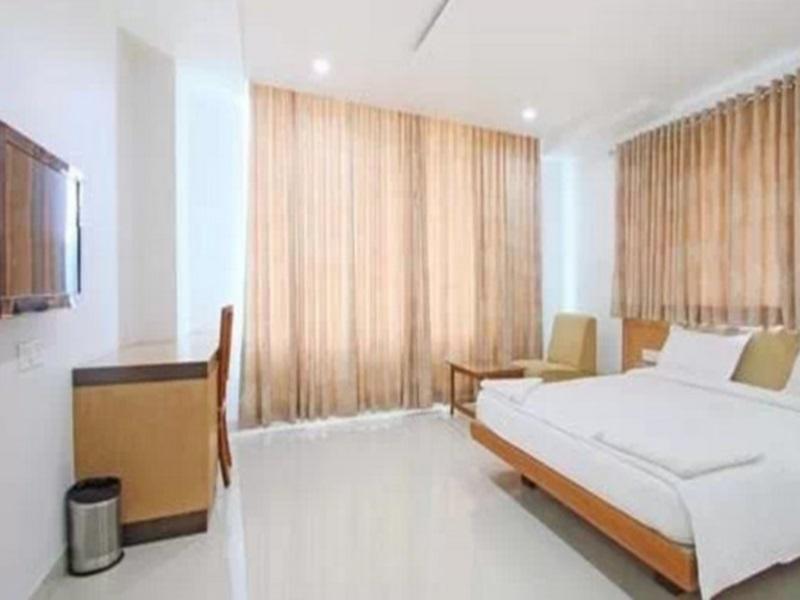 Fabhotel Syberitic Suites Gachibowli - Fully Vaccinated Staff Kondapur  Bagian luar foto